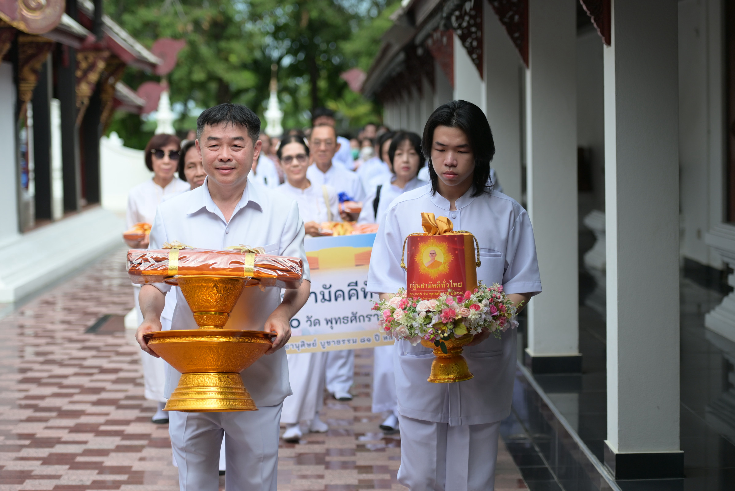 ภาพร่วมขบวนกฐินวัดป่าปฐมชัย