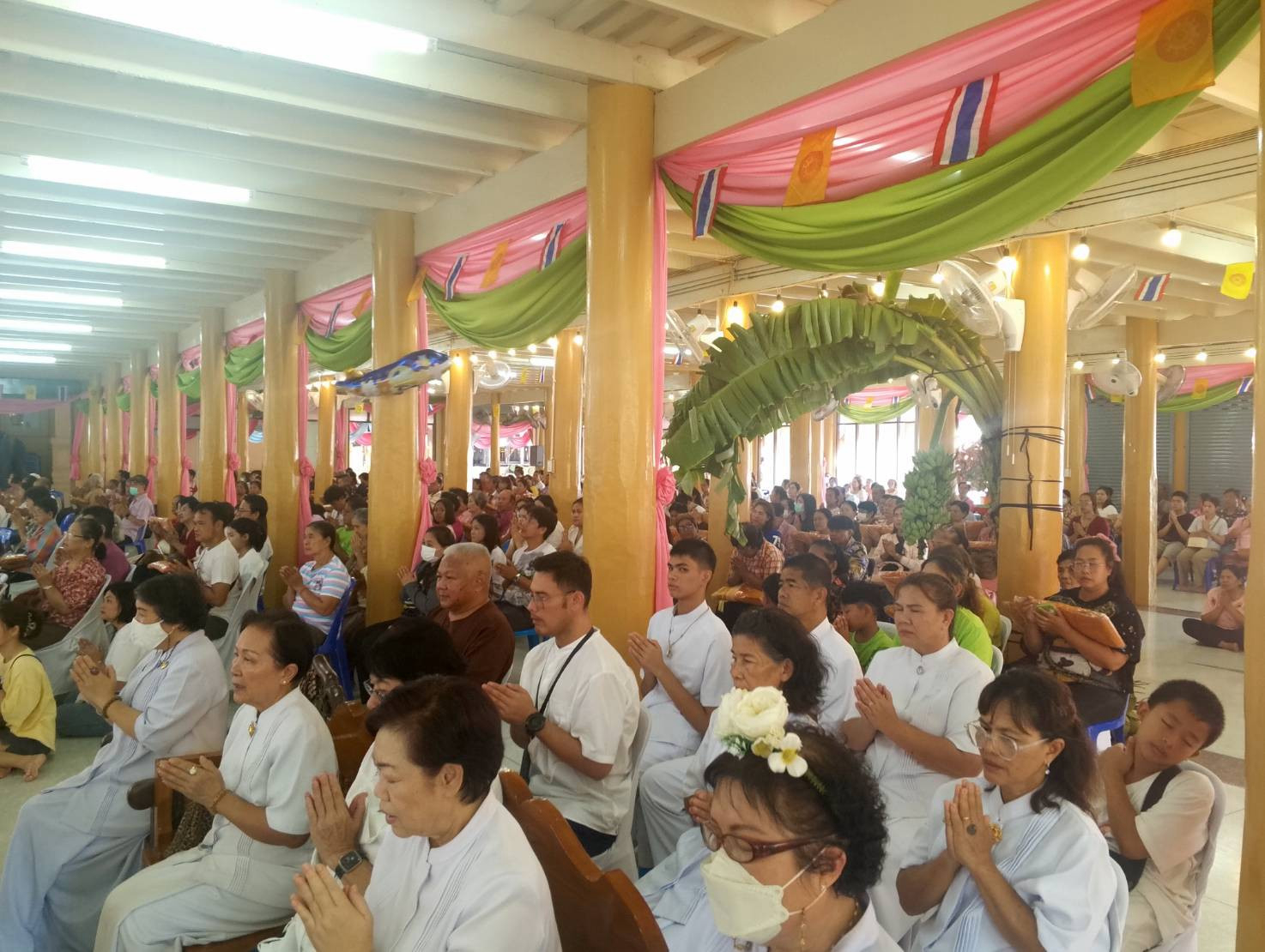 ภาพร่วมพิธีกรรมวัดจินดาราม