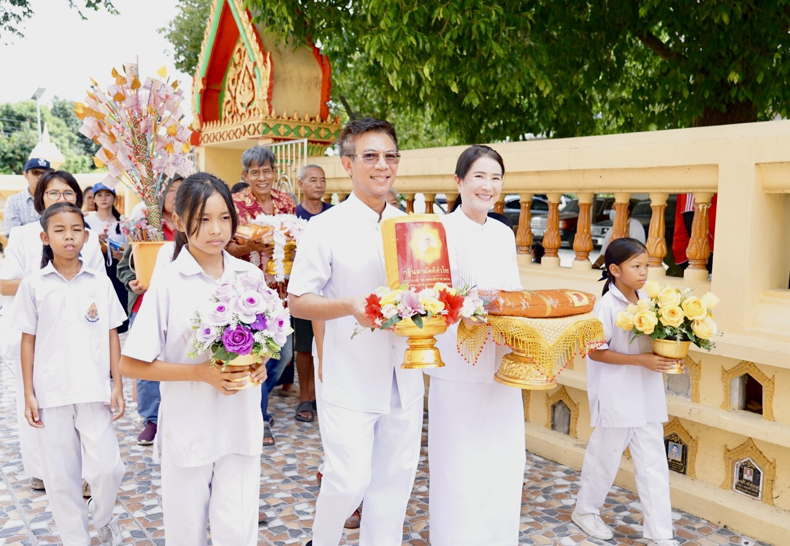 ภาพร่วมพิธีกรรมวัดดอนพุทรา