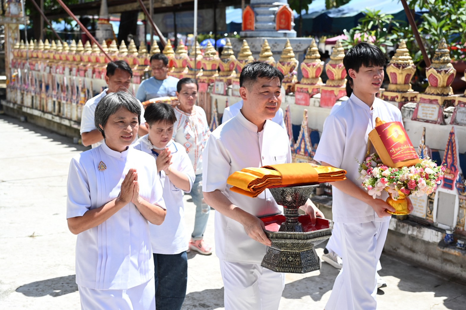 ภาพร่วมพิธีกรรมวัดบ้านยาง