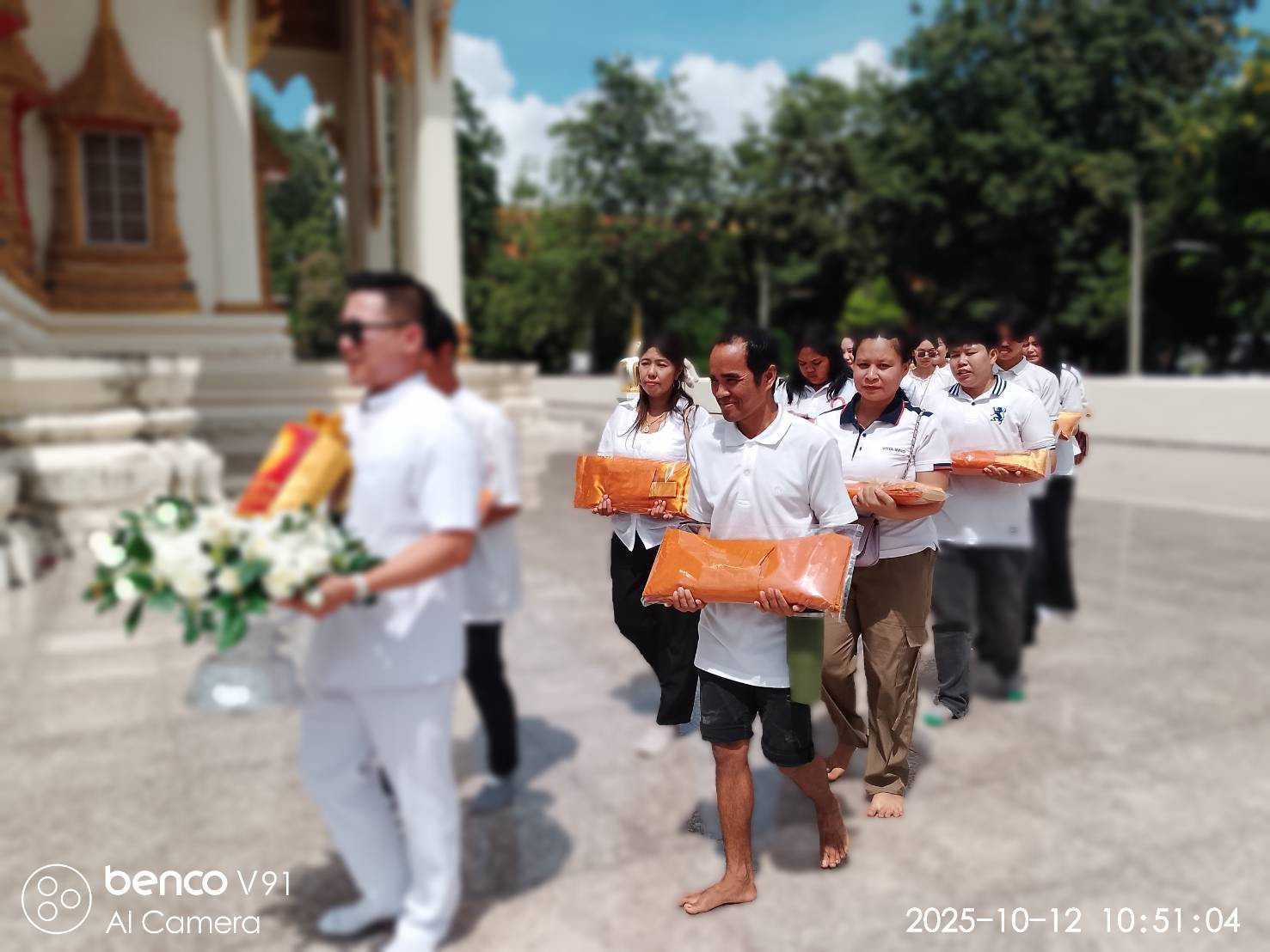ภาพร่วมขบวนกฐินวัดศรีโลหะราษฎร์บำรุง