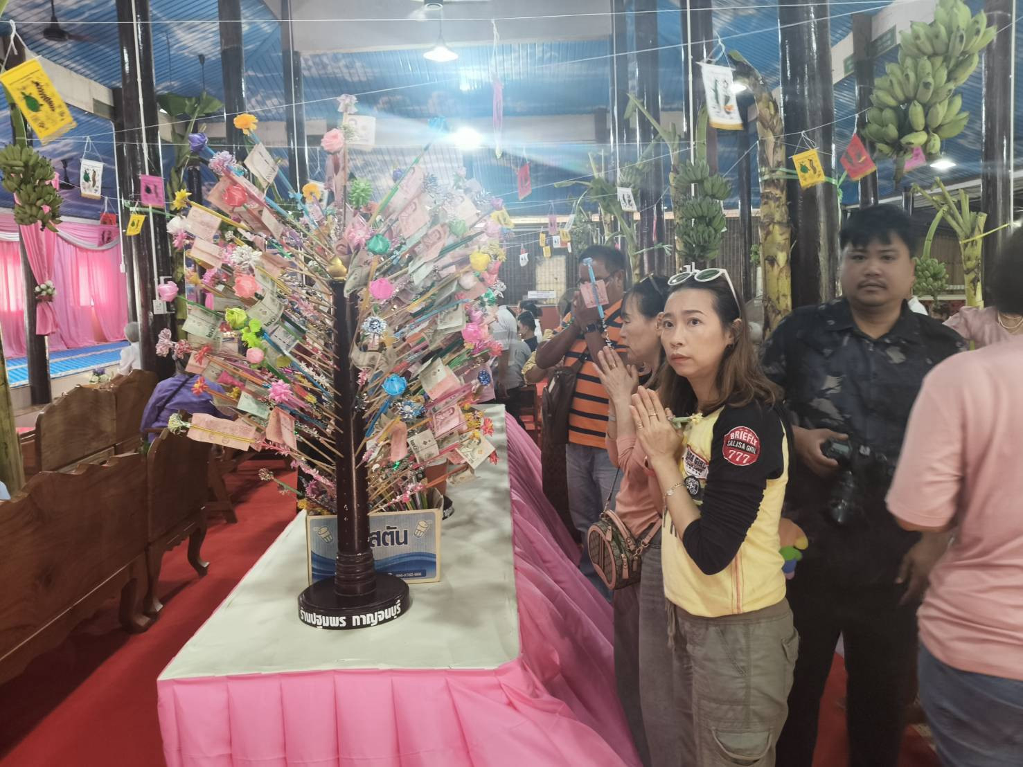 ภาพร่วมพิธีกรรมวัดสันติคีรี