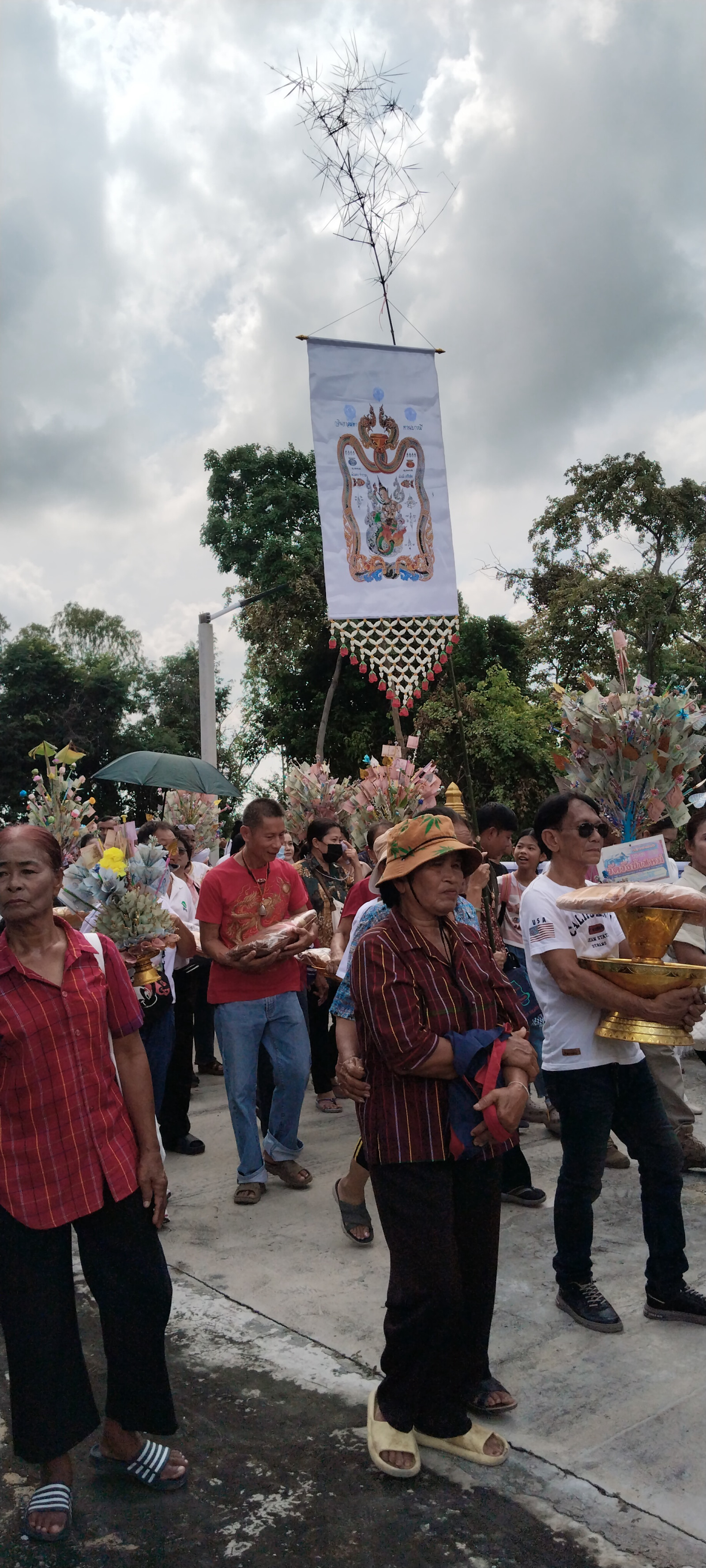 ภาพร่วมพิธีกรรมวัดวังข้าวใหม่