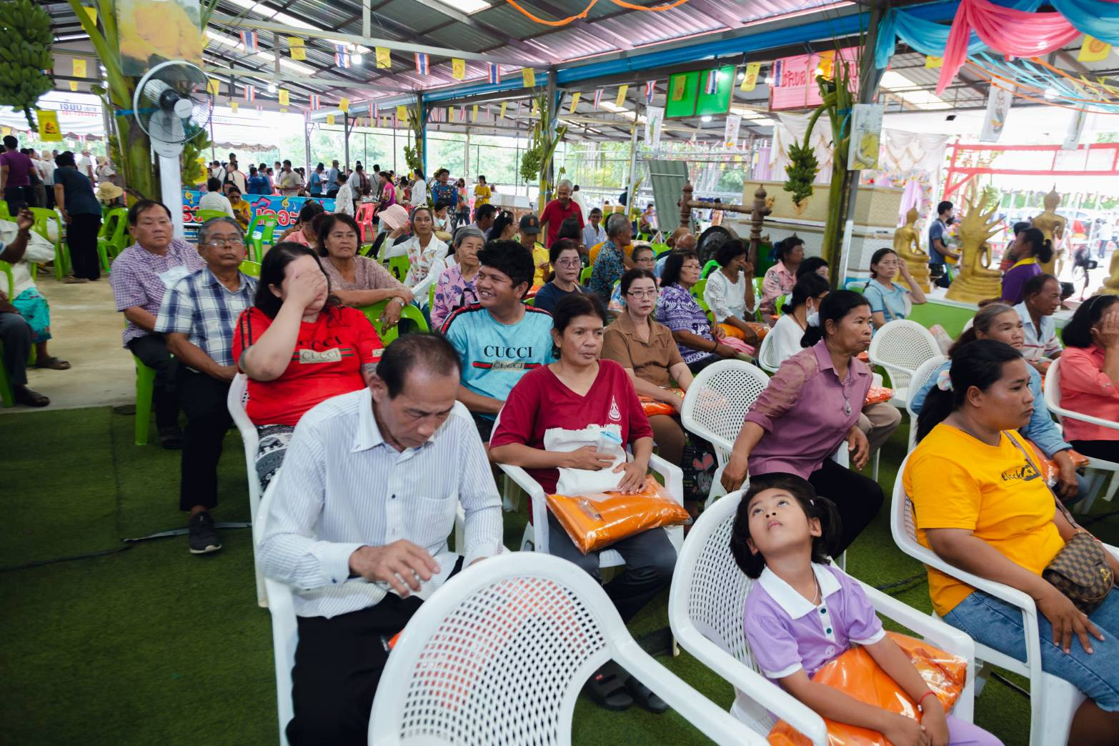 ภาพร่วมพิธีกรรมวัดโป่งโก