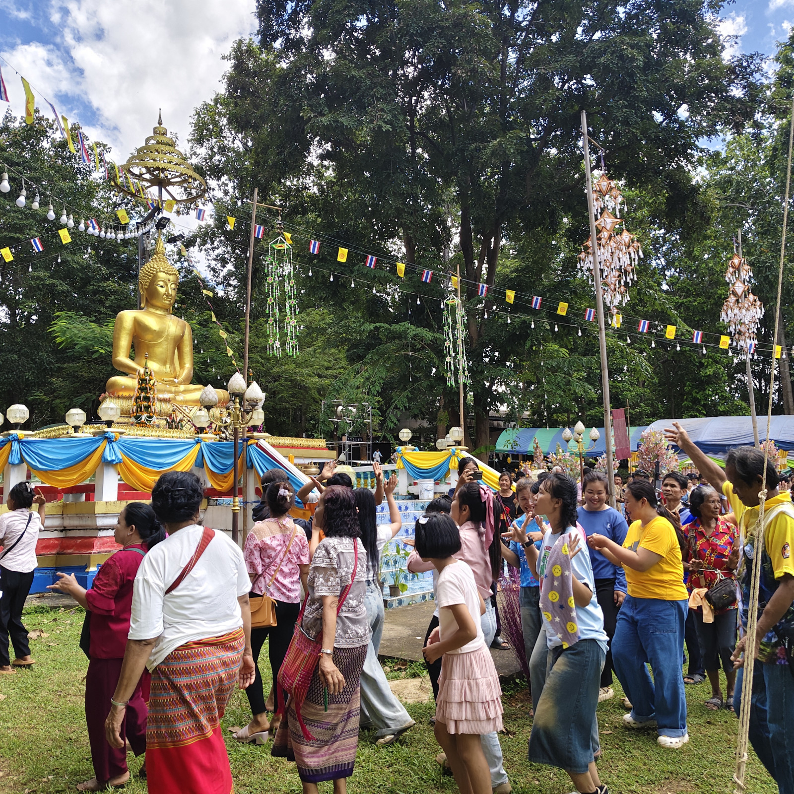 ภาพร่วมพิธีกรรมวัดมัชฌิมวนาราม