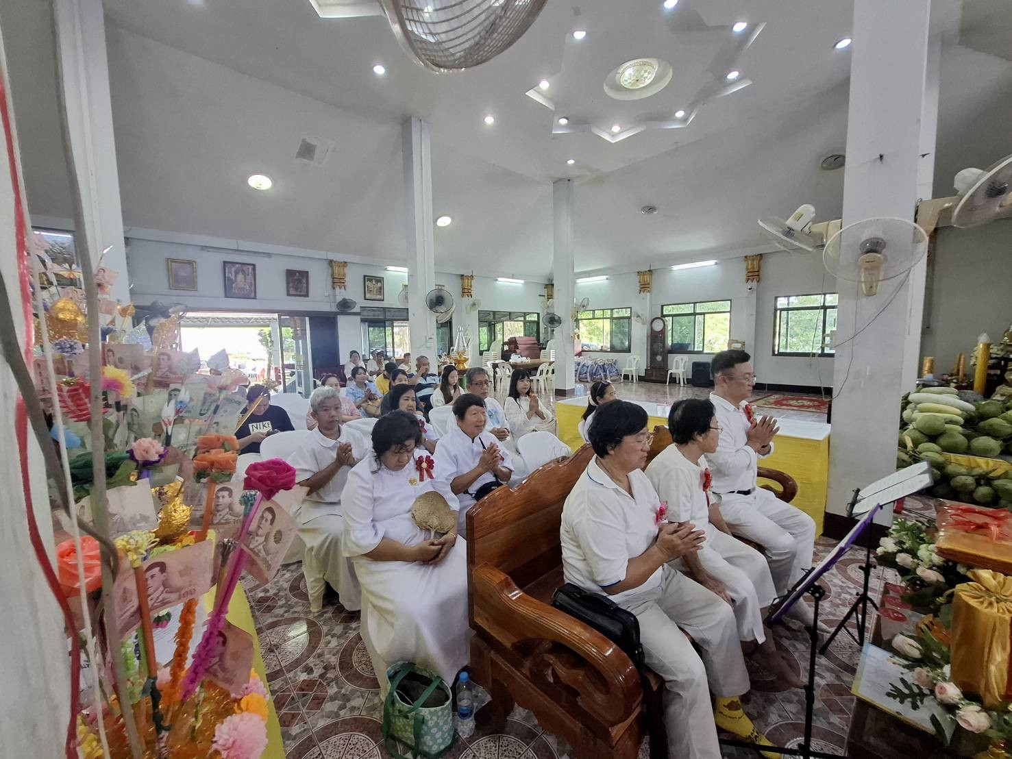 ภาพร่วมพิธีกรรมที่พักสงฆ์เขาขวางศรีวนาราม