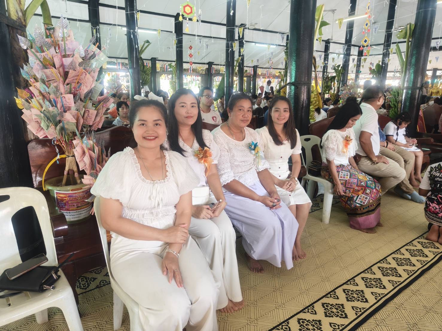 ภาพร่วมพิธีกรรมวัดแก่งหลวง