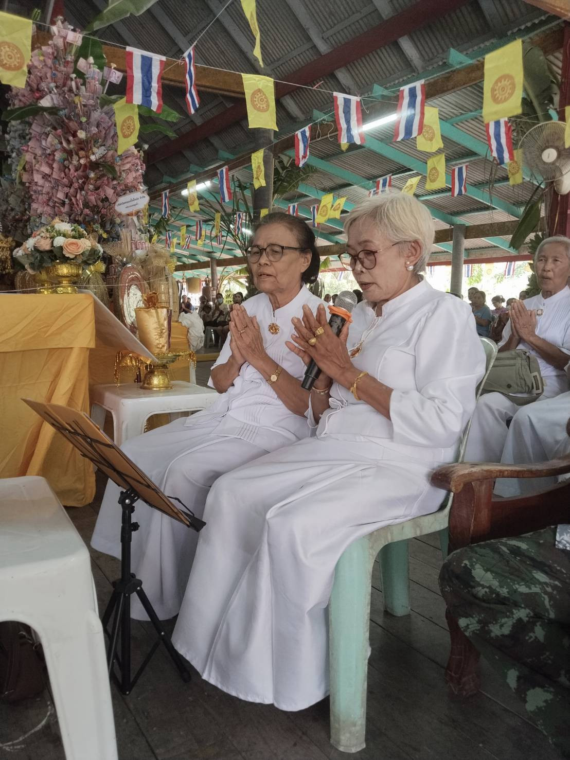 ภาพกล่าวคำถวายกฐินวัดตะแบกโพรง