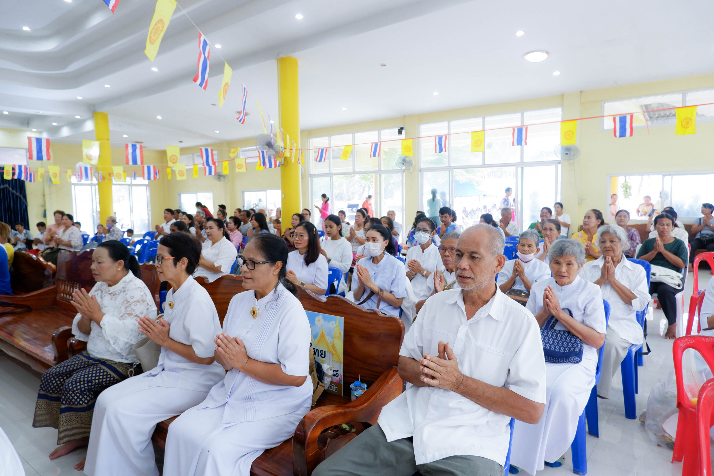 ภาพร่วมพิธีกรรมสำนักสงฆ์ดอนต้นตาล