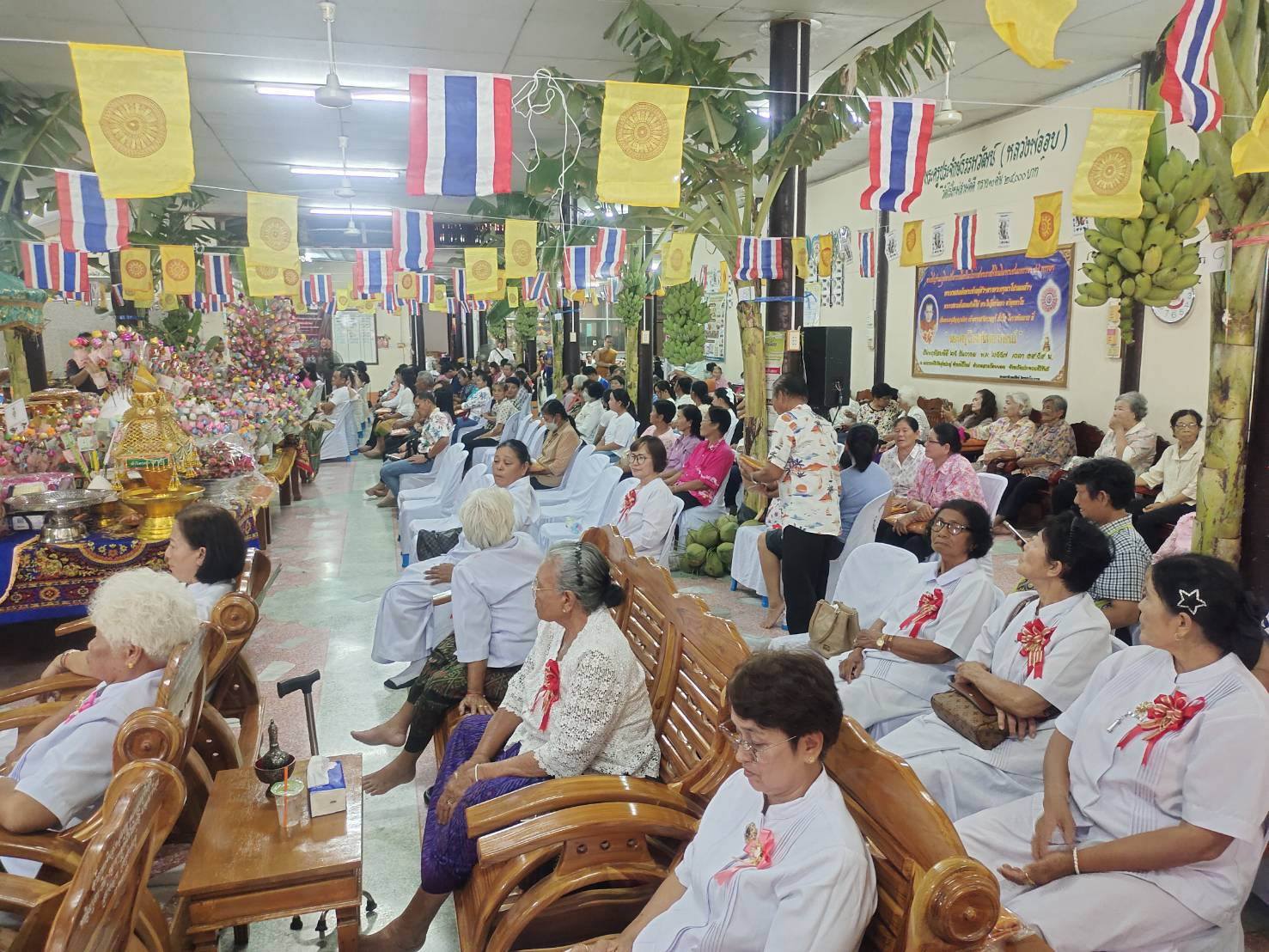 ภาพร่วมพิธีกรรมวัดทุ่งประดู่