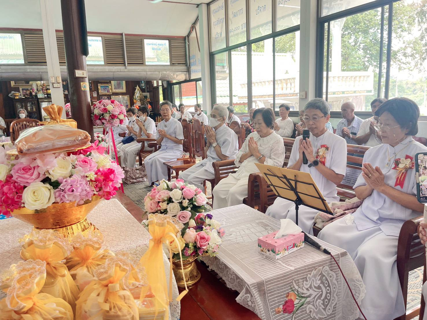 ภาพร่วมพิธีกรรมวัดพุพลู