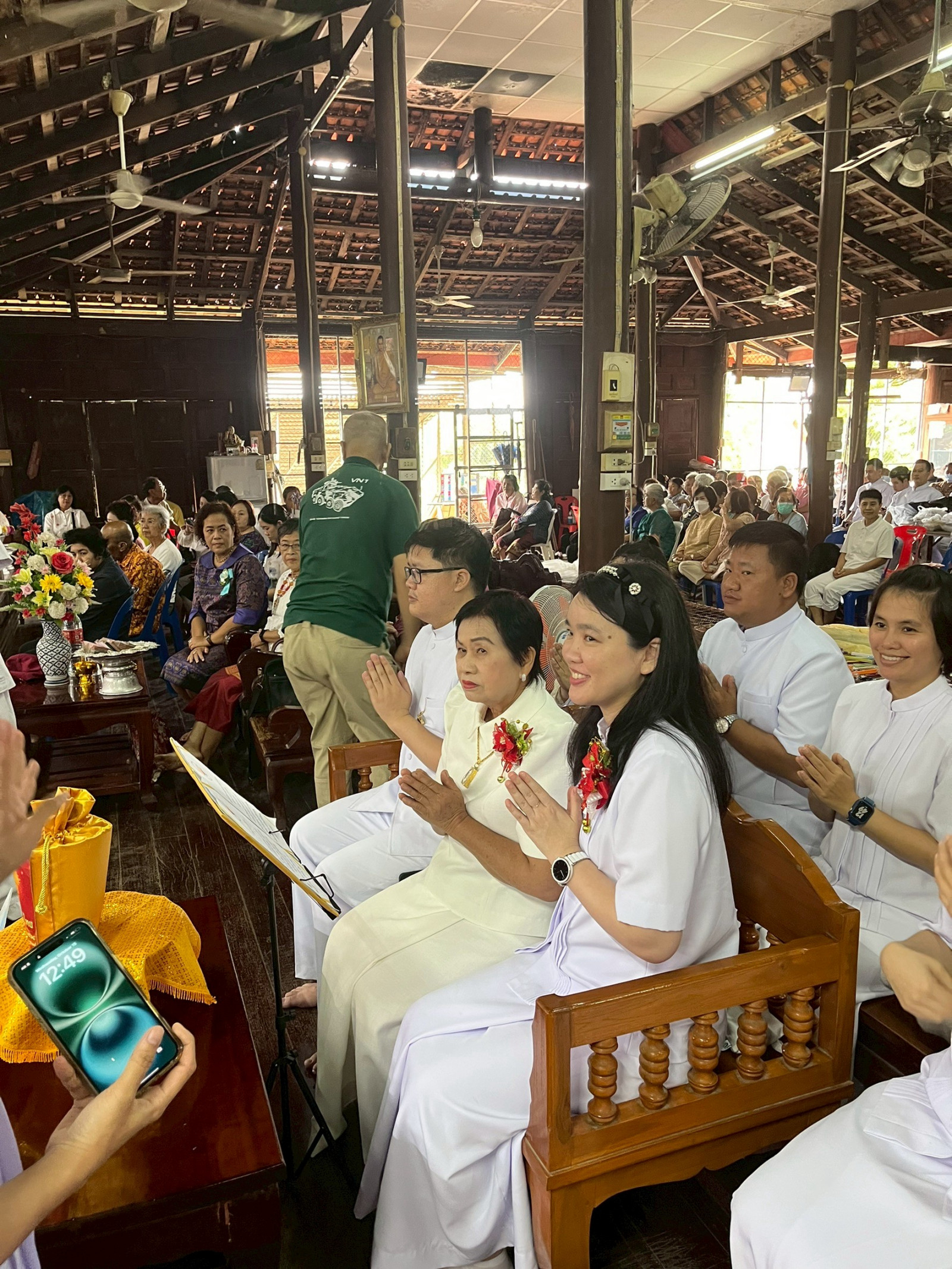 ภาพร่วมพิธีกรรมวัดวิหารโบสถ์