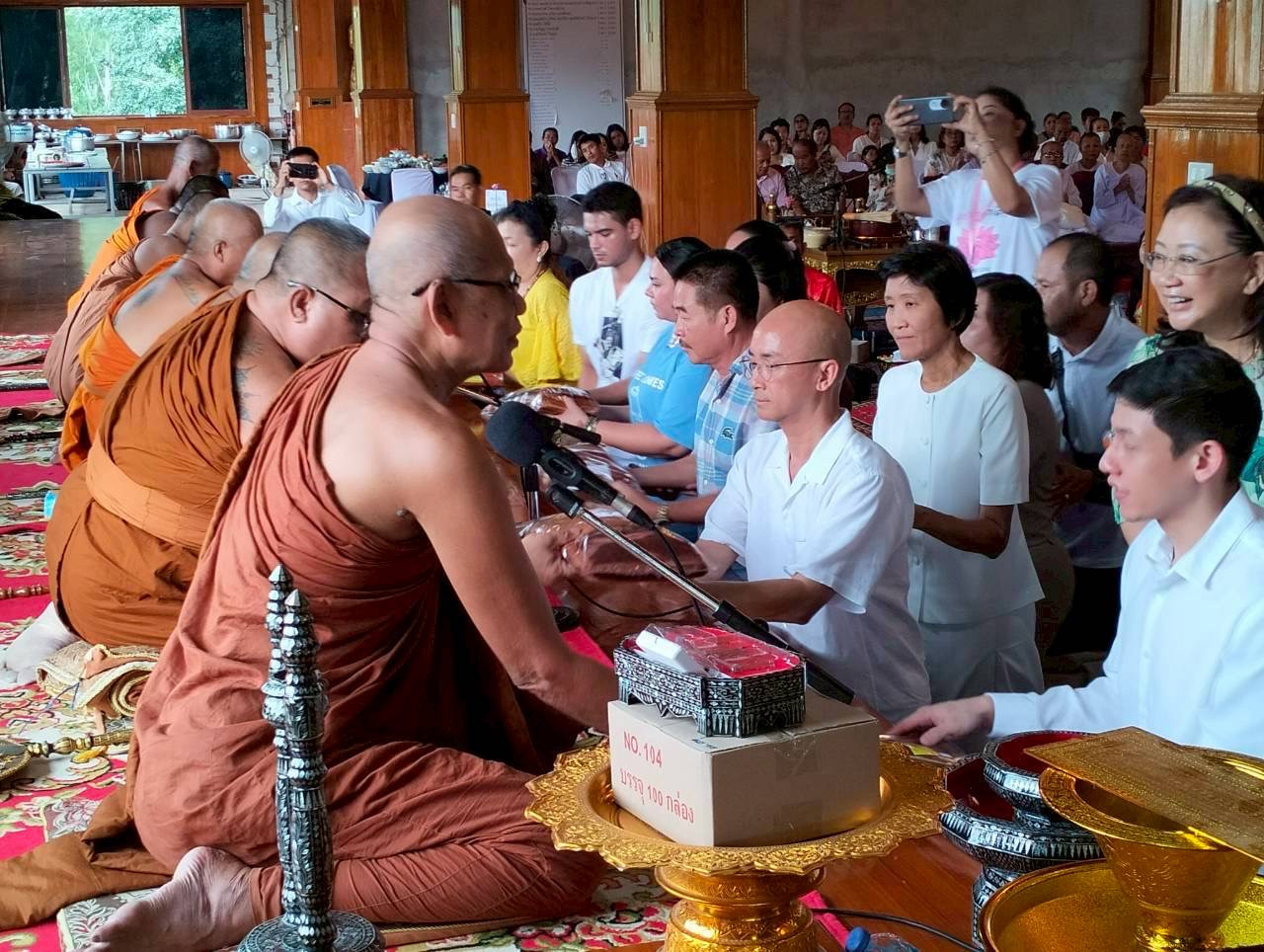 ภาพร่วมพิธีกรรมสำนักสงฆ์เขาโป่ง