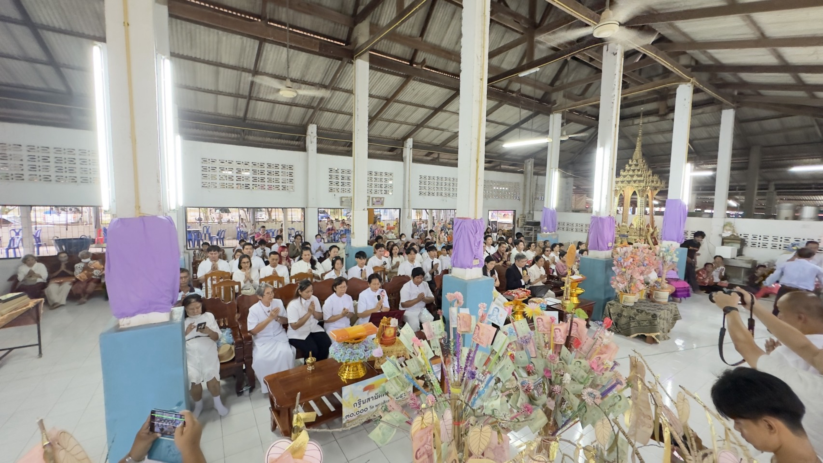 ภาพร่วมพิธีกรรมวัดหนองเกษร