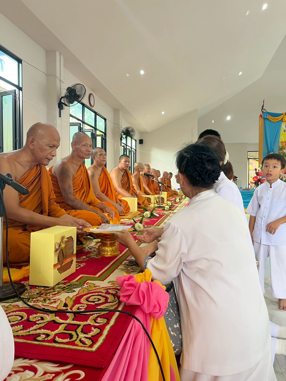 ภาพร่วมพิธีกรรมวัดประเสริฐราษฎร์รังสรรค์