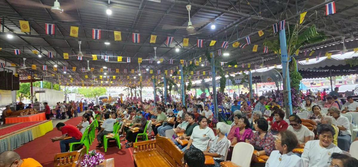 ภาพร่วมพิธีกรรมวัดโคกตับเป็ด