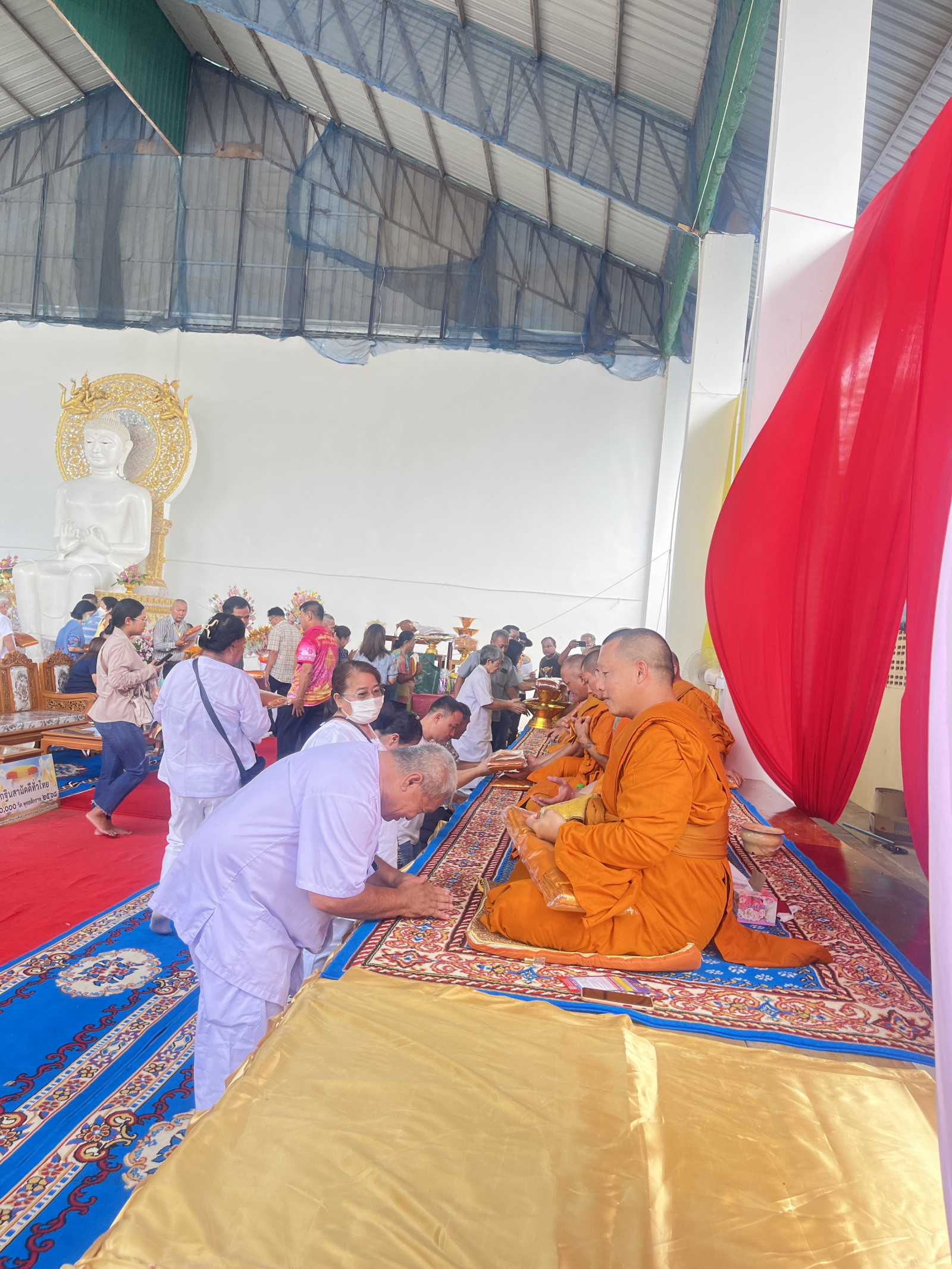 ภาพร่วมพิธีกรรมวัดไผ่ล้อม(เก่า)