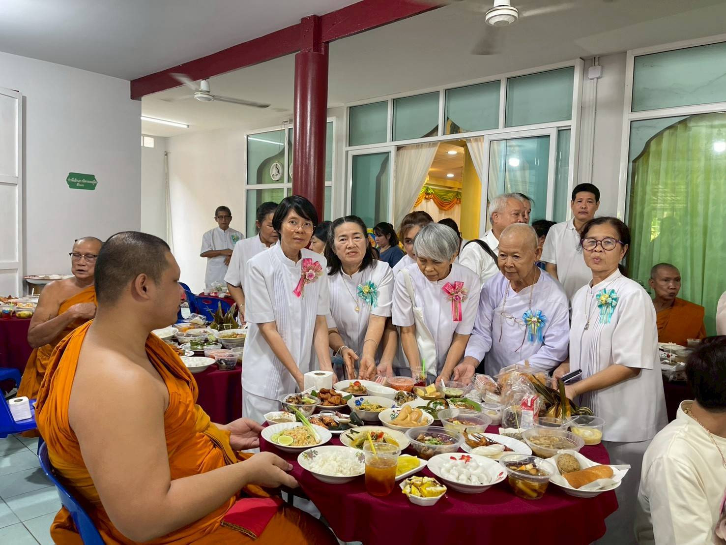 ภาพร่วมพิธีกรรมวัดสอนประดิษฐ์วราราม(วัดเม็ง)