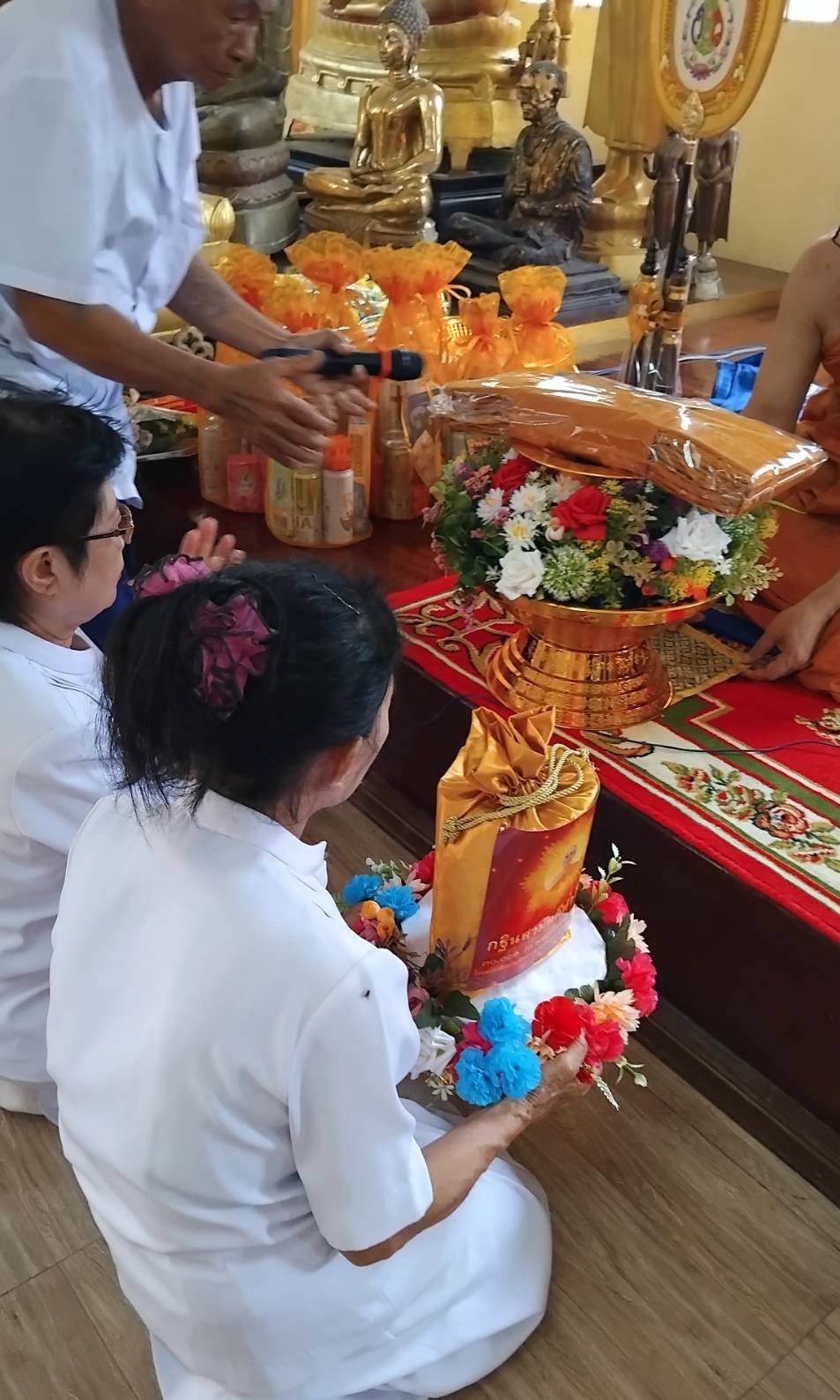 ภาพร่วมพิธีกรรมวัดยางงาม