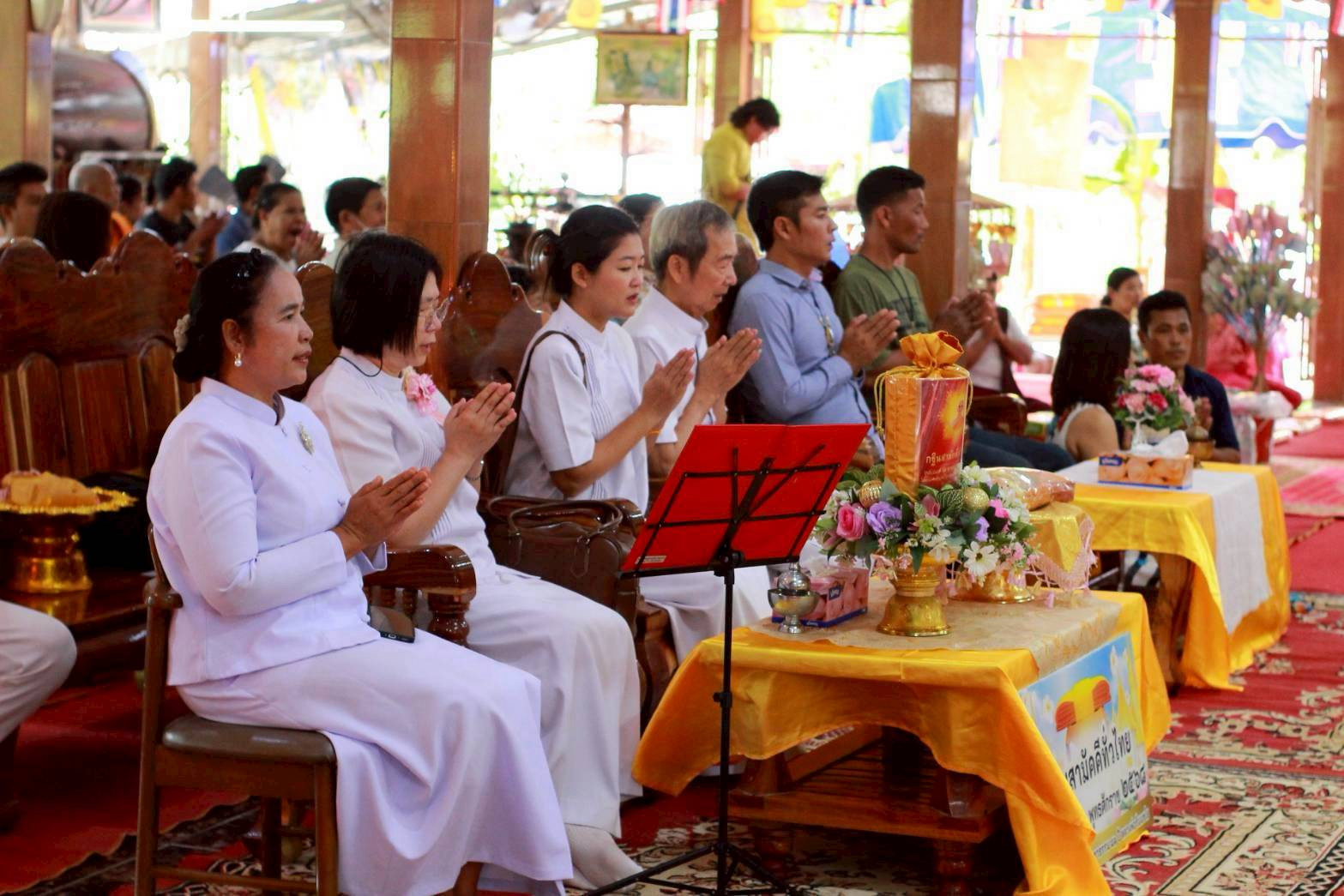 ภาพร่วมพิธีกรรมวัดเจดีย์หอย