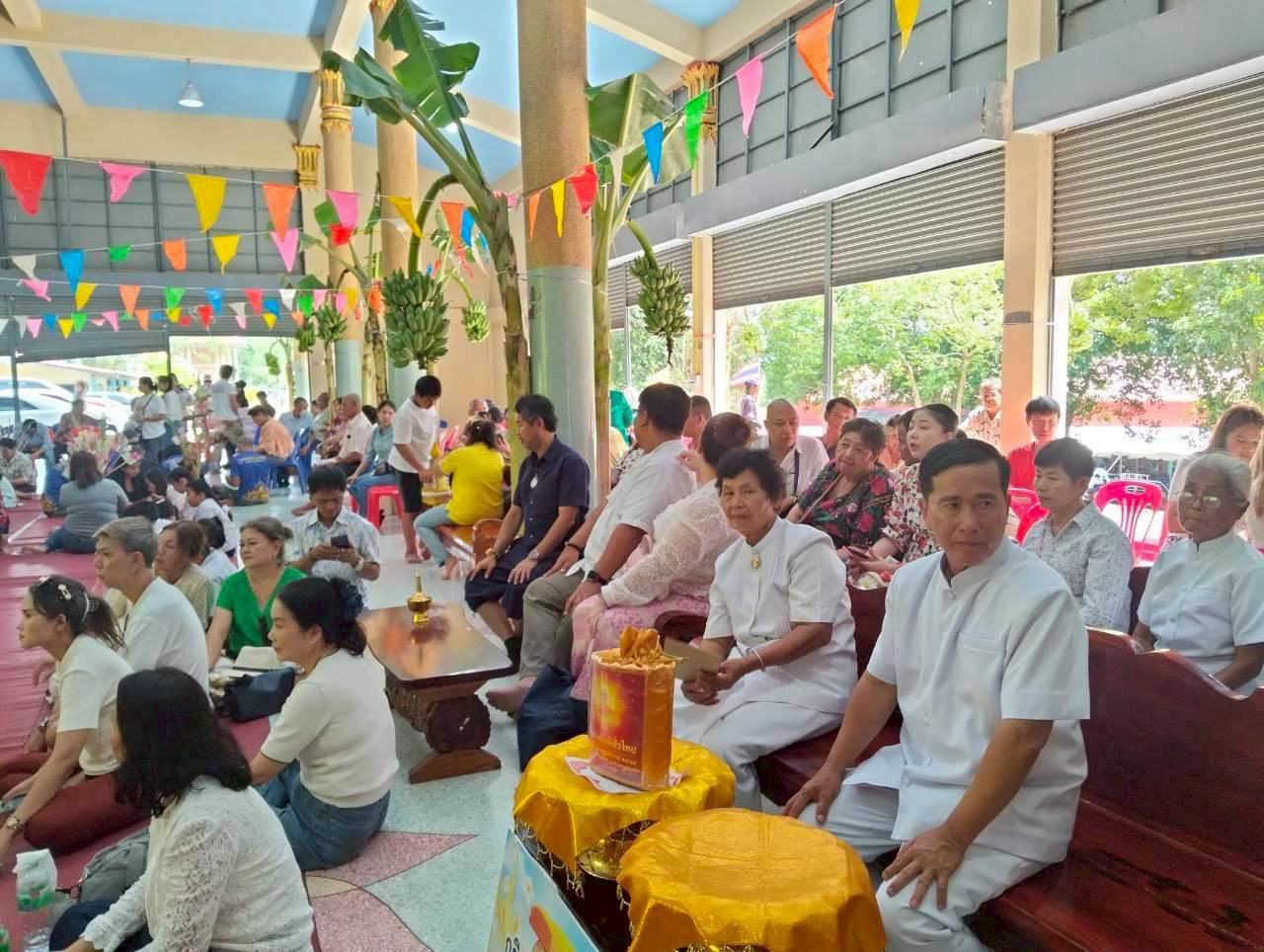 ภาพร่วมพิธีกรรมวัดทุ่งตาลับ