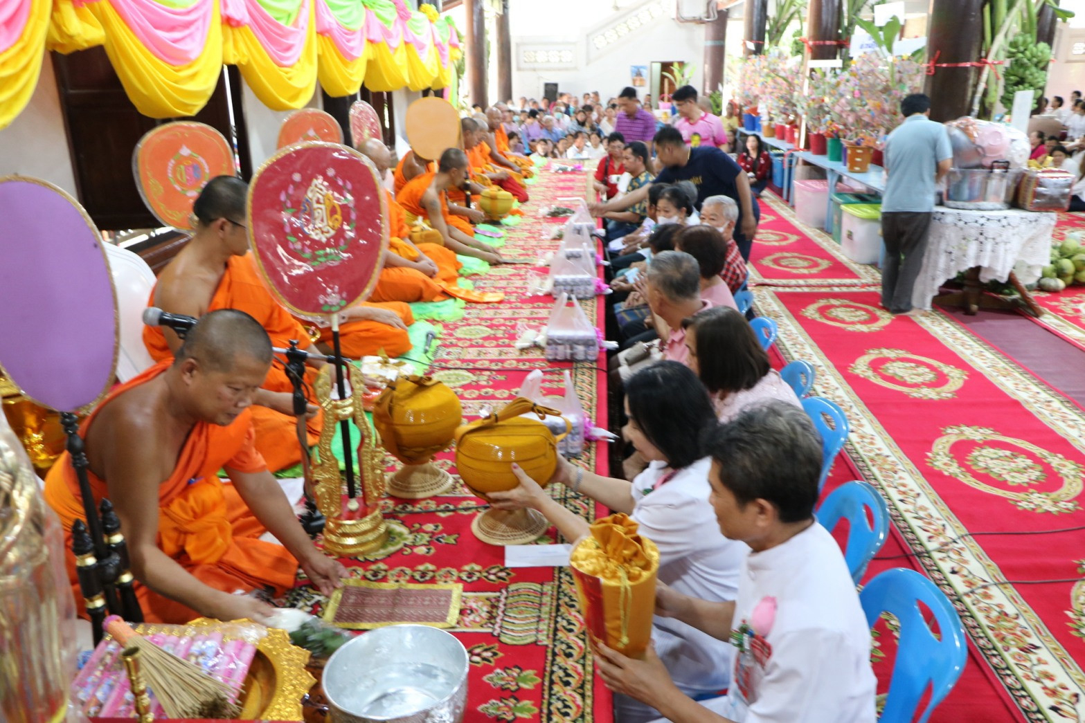 ภาพร่วมพิธีกรรมวัดดอนพรหม