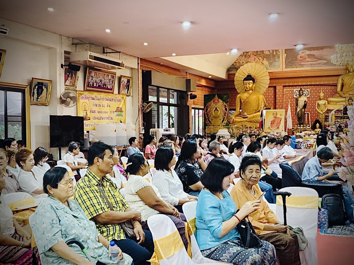 ภาพร่วมพิธีกรรมวัดพรหมธรรมนิมิต