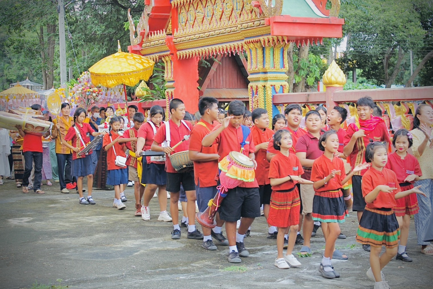 ภาพร่วมพิธีกรรมวัดรางบัว