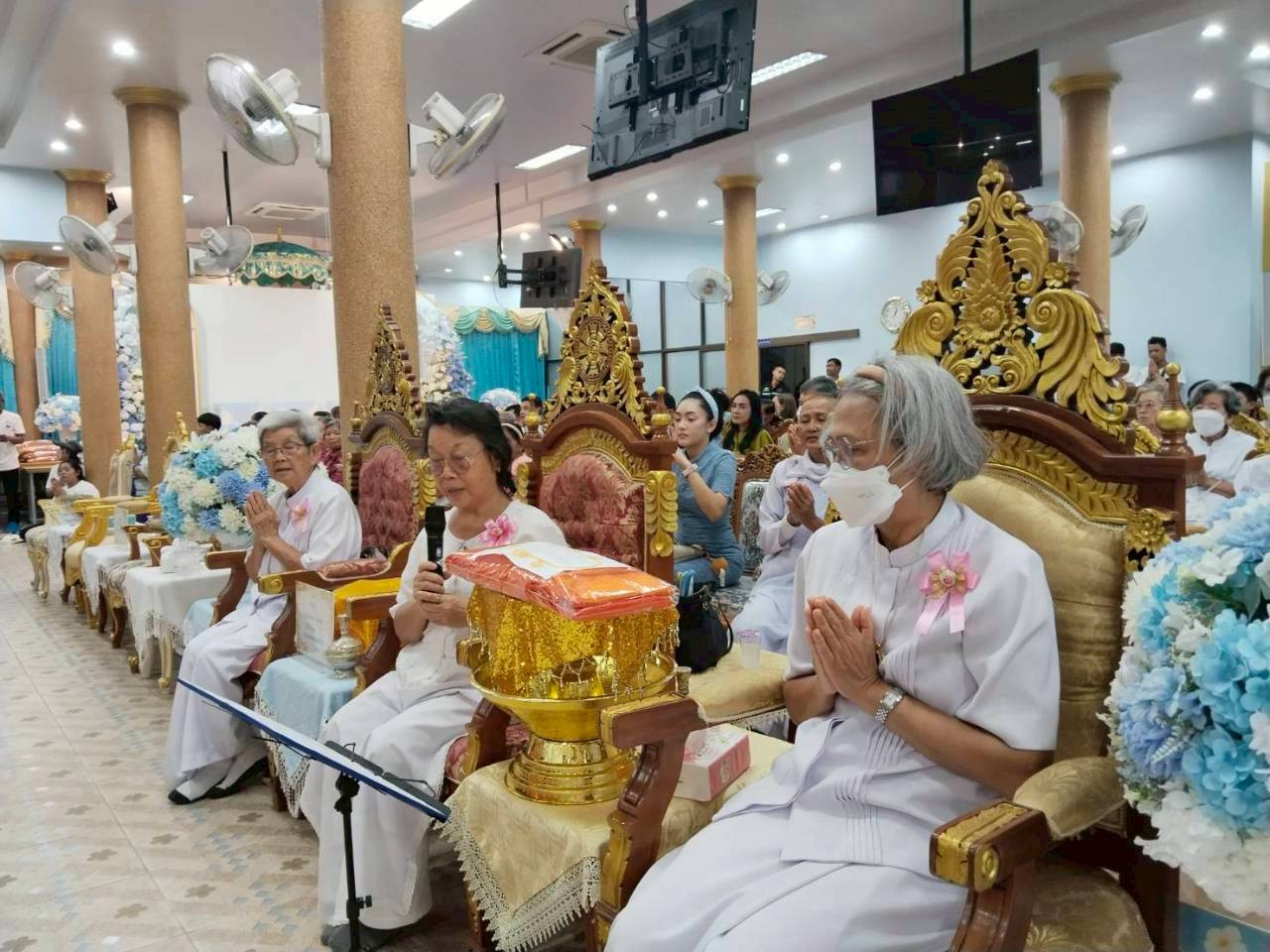 ภาพกล่าวคำถวายกฐินวัดมณีสรรค์