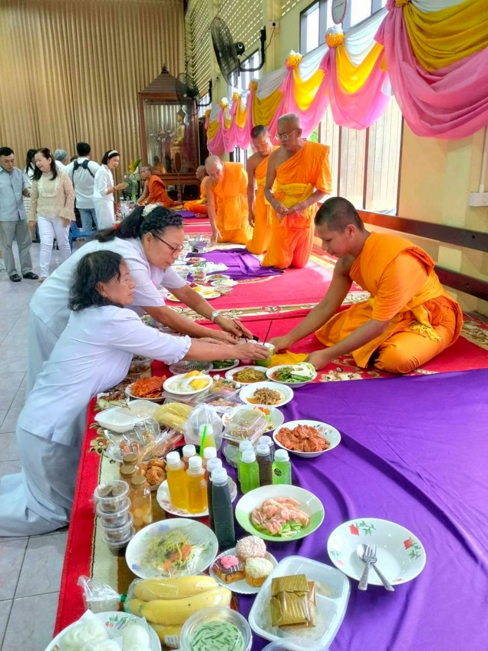 ภาพร่วมพิธีกรรมวัดไทร