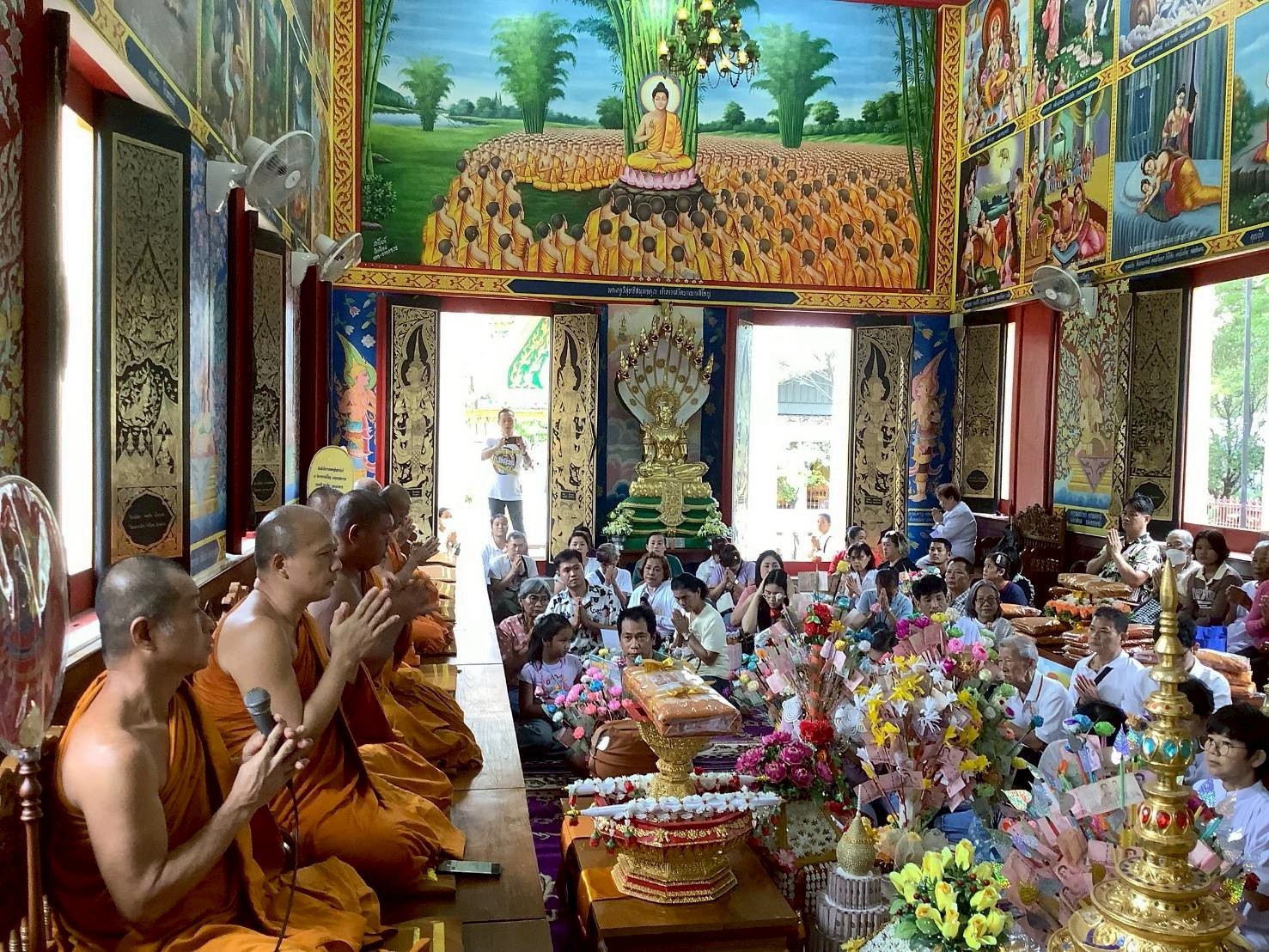 ภาพร่วมพิธีกรรมวัดบางนางลี่ใหญ่