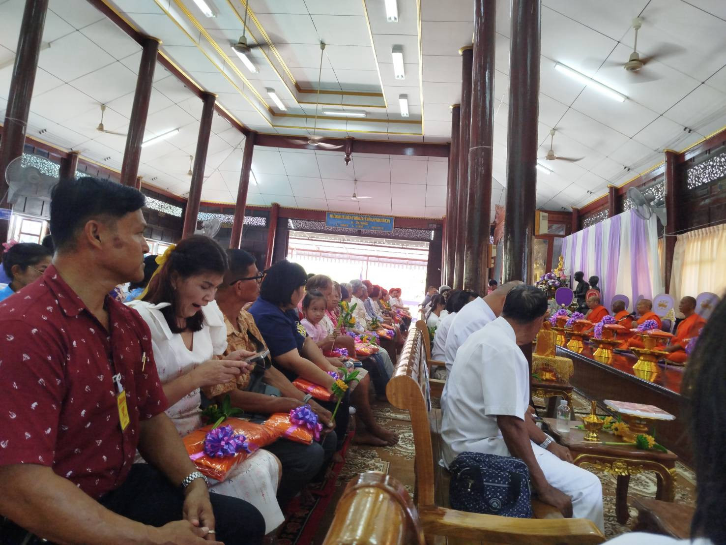 ภาพร่วมพิธีกรรมวัดบางน้อย