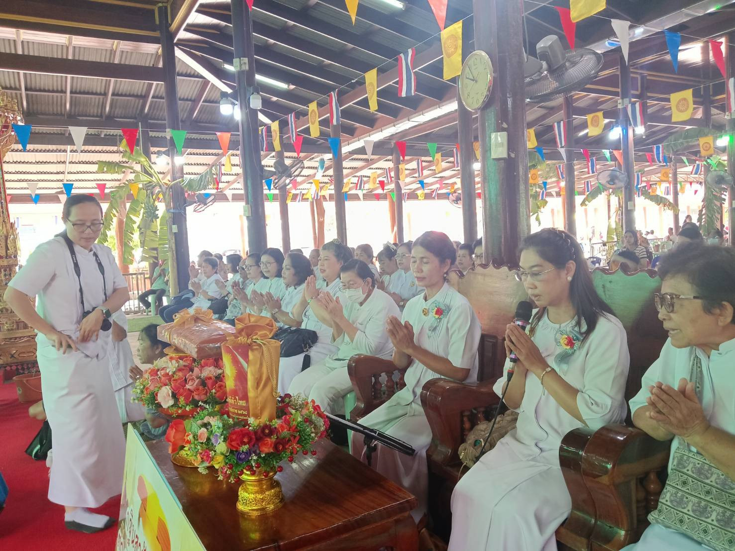 ภาพร่วมพิธีกรรมวัดพรหมคุณาราม