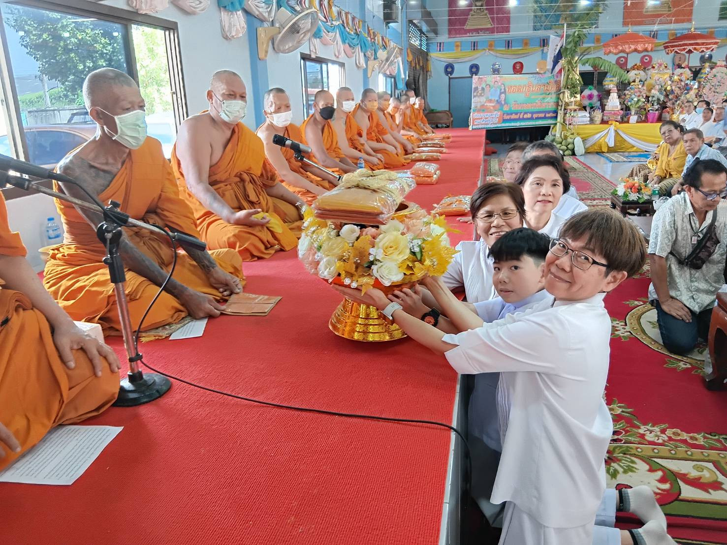 ภาพร่วมพิธีกรรมวัดเกษตรพันธาราม