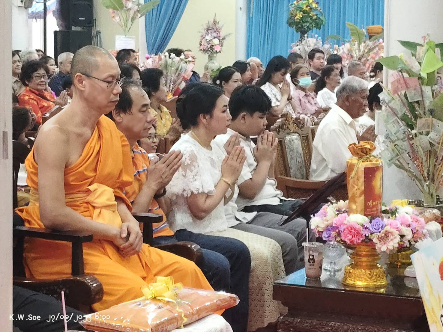 ภาพร่วมพิธีกรรมวัดหนองบัว