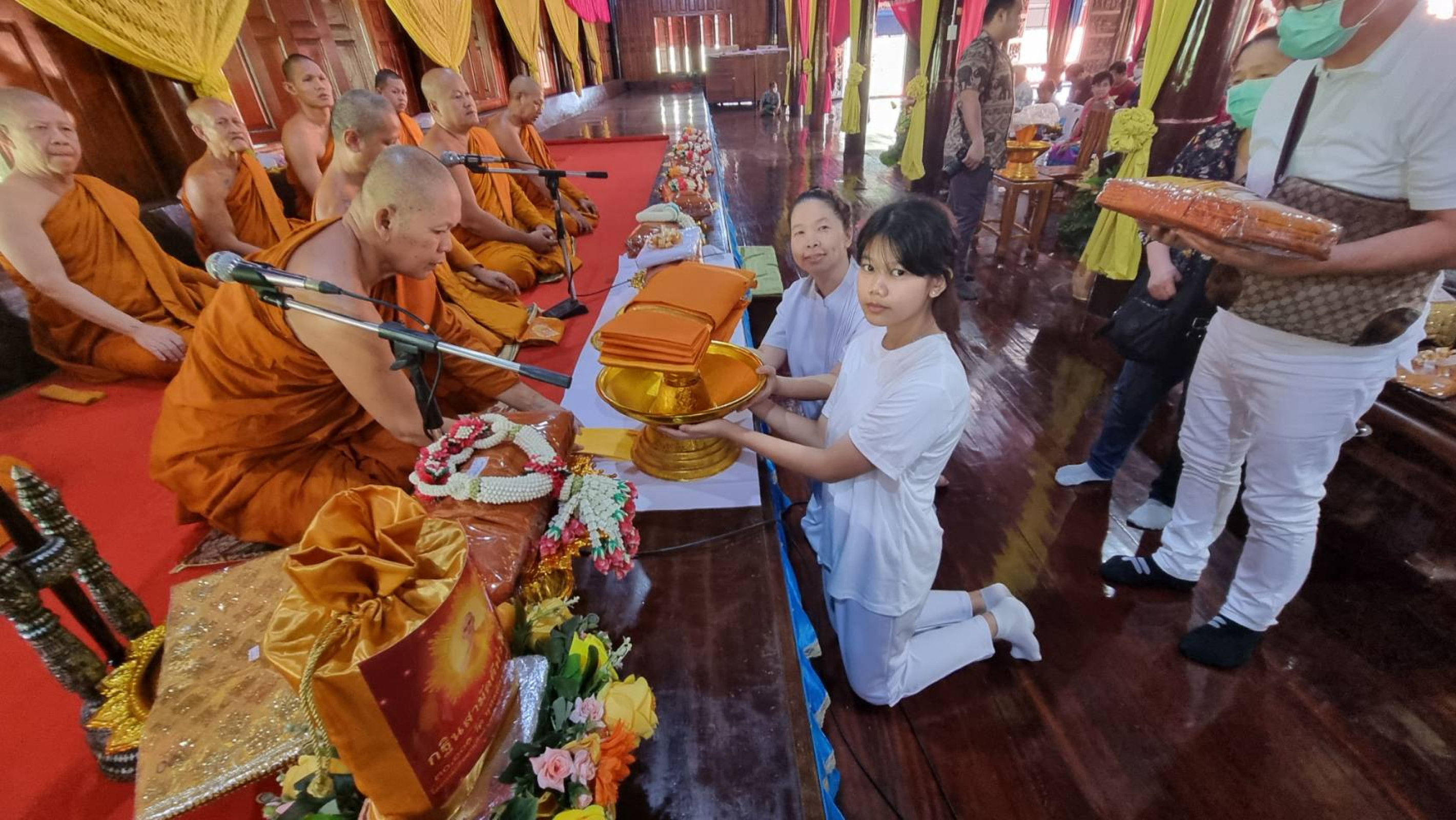 ภาพร่วมพิธีกรรมวัดราษฎร์ศรัทธากะยาราม