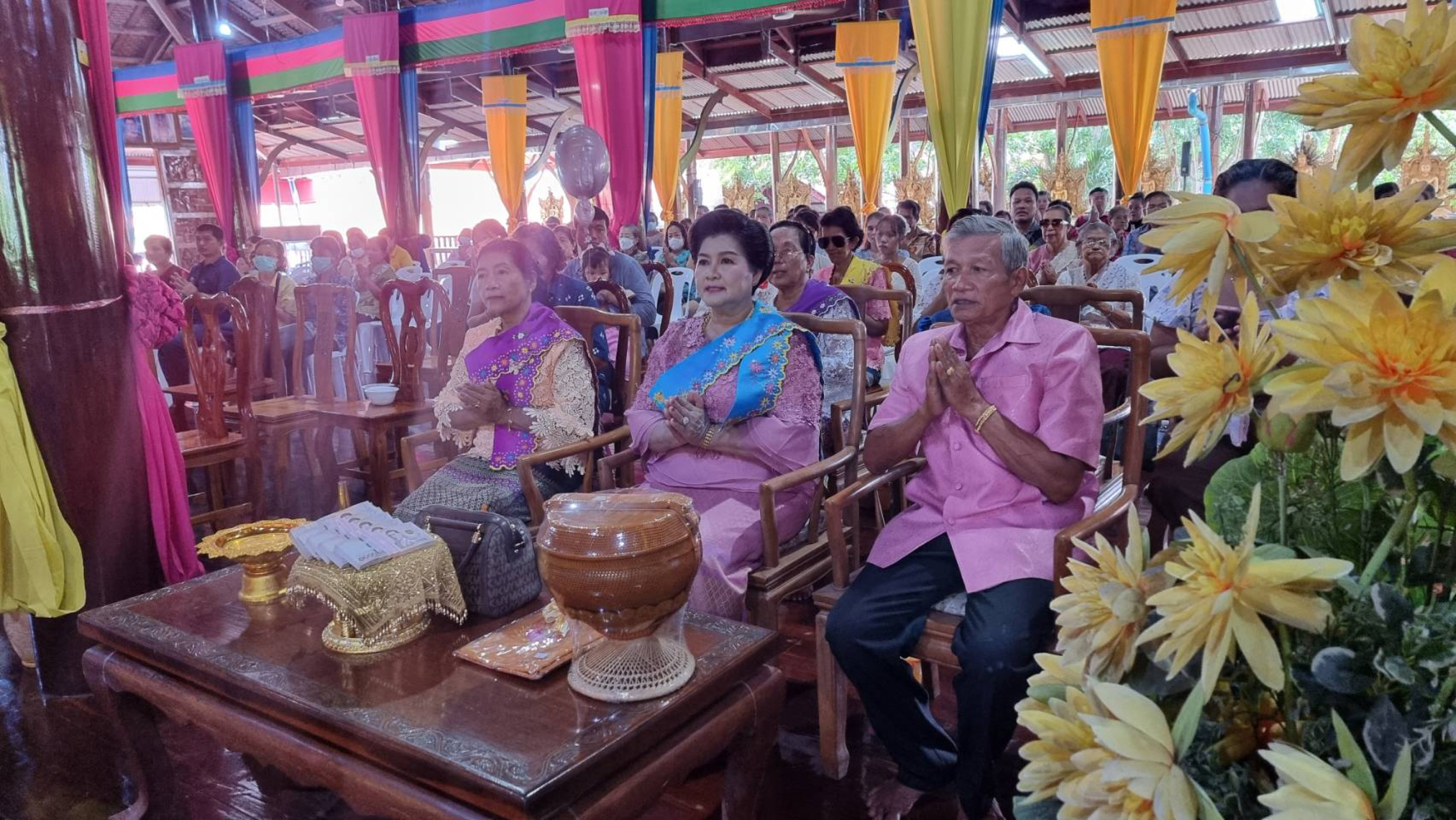 ภาพร่วมพิธีกรรมวัดราษฎร์ศรัทธากะยาราม