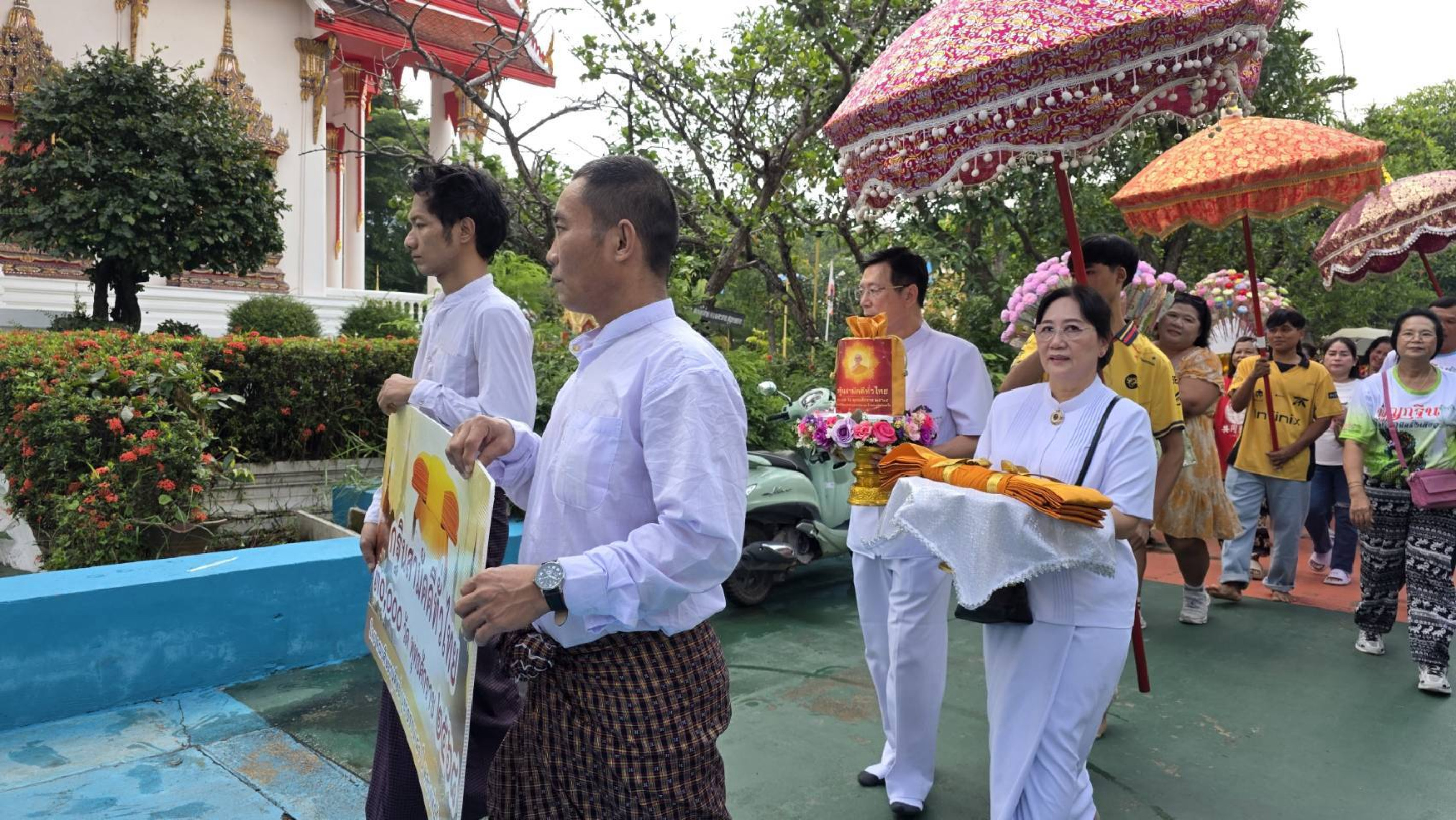 ภาพร่วมพิธีกรรมวัดศรีเมือง