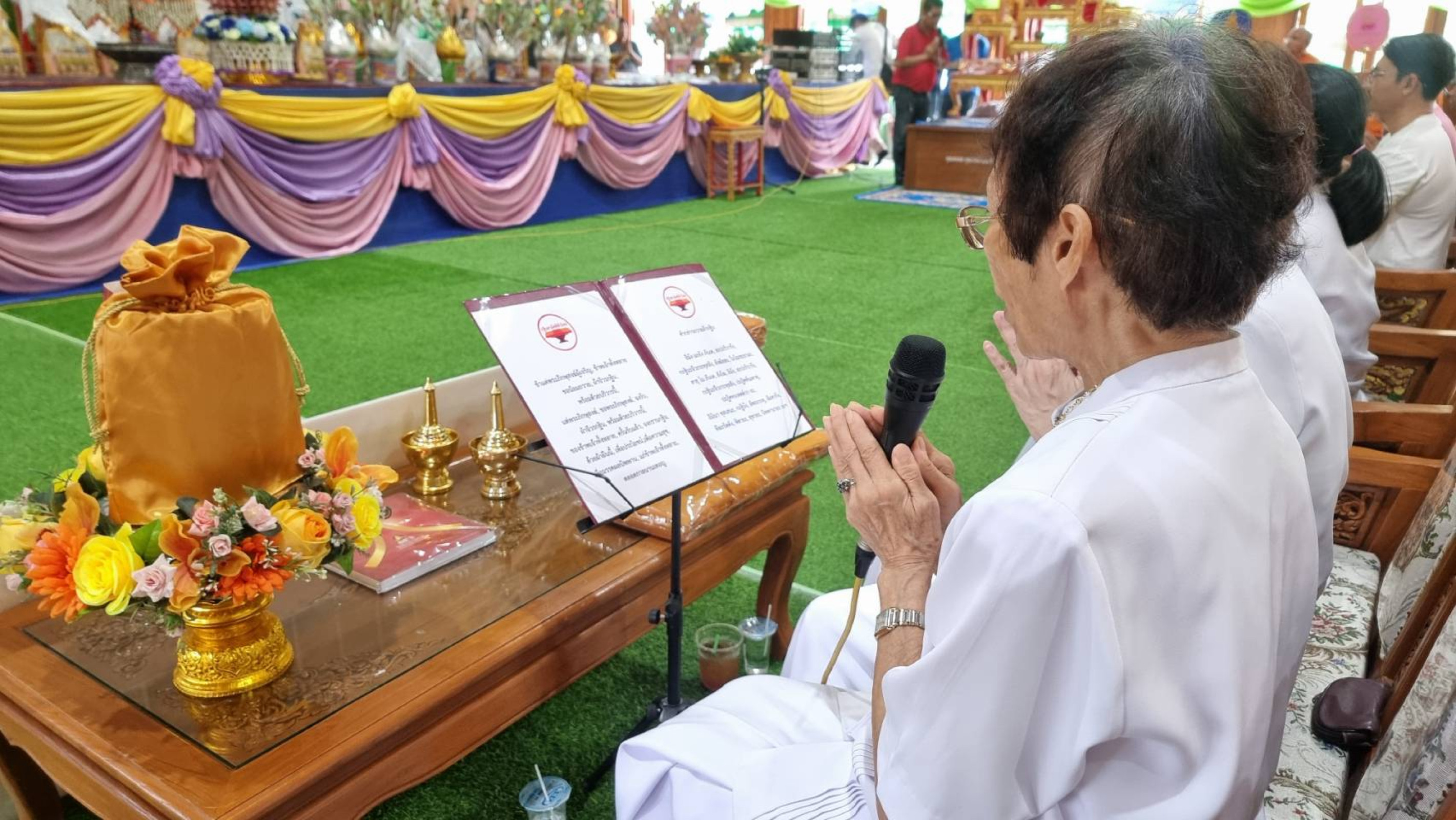 ภาพร่วมพิธีกรรมวัดธรรมโชติ