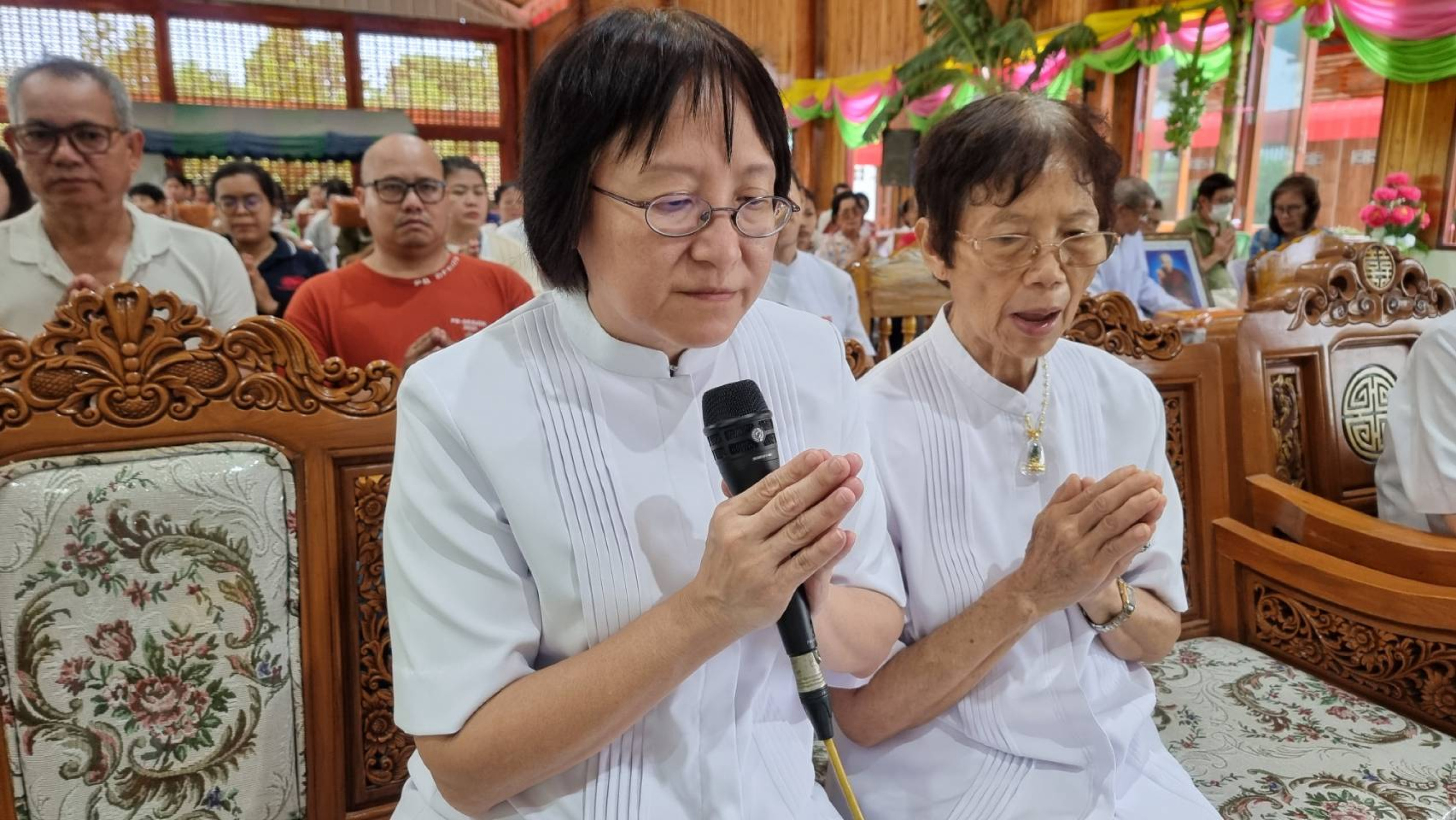 ภาพร่วมพิธีกรรมวัดธรรมโชติ