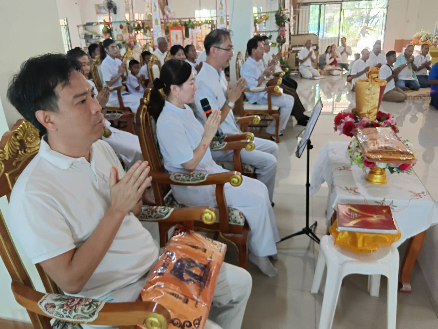 ภาพกล่าวคำถวายกฐินวัดเทพรัตนาราม