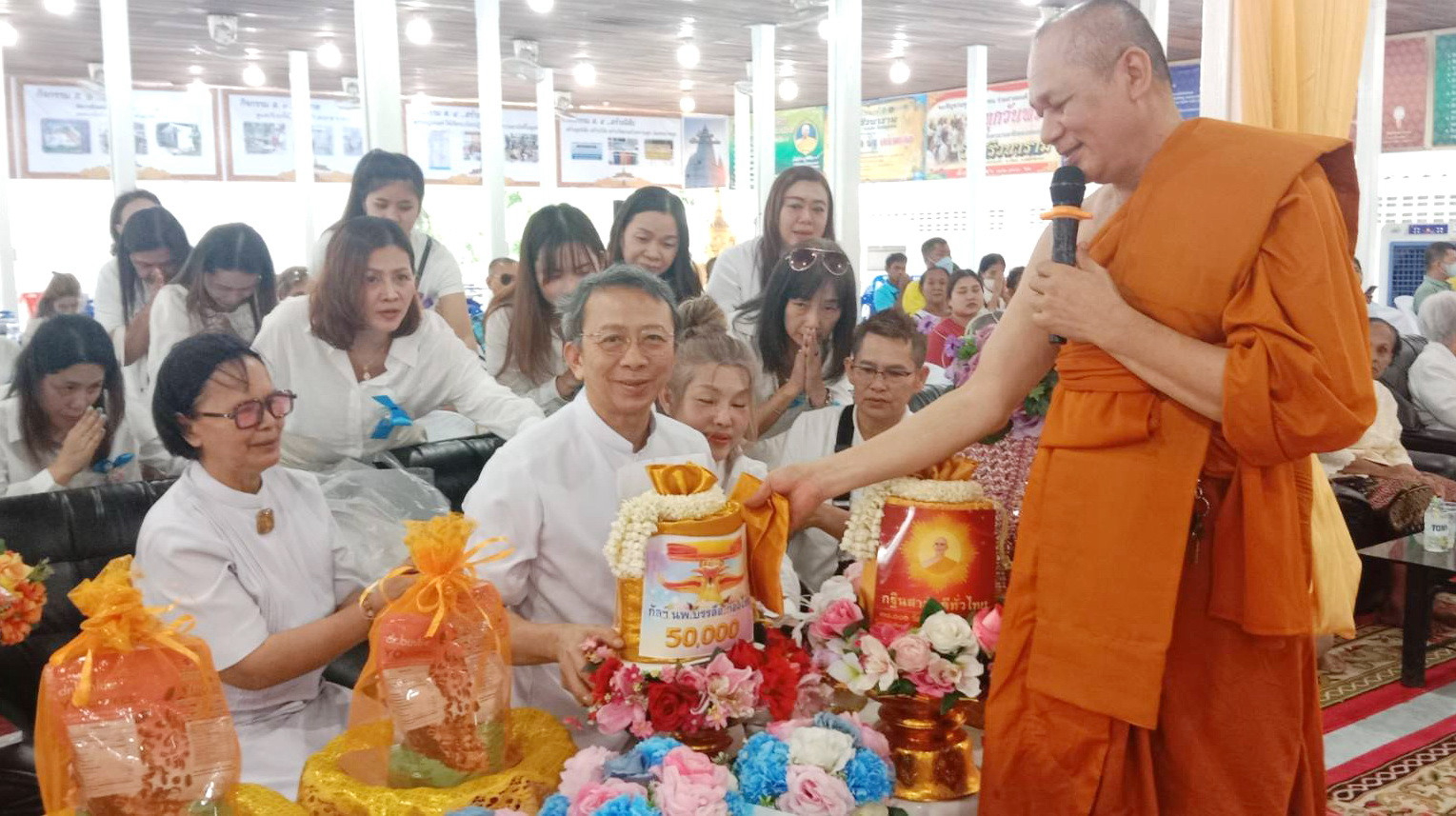 ภาพร่วมพิธีกรรมวัดศรีวนาราม