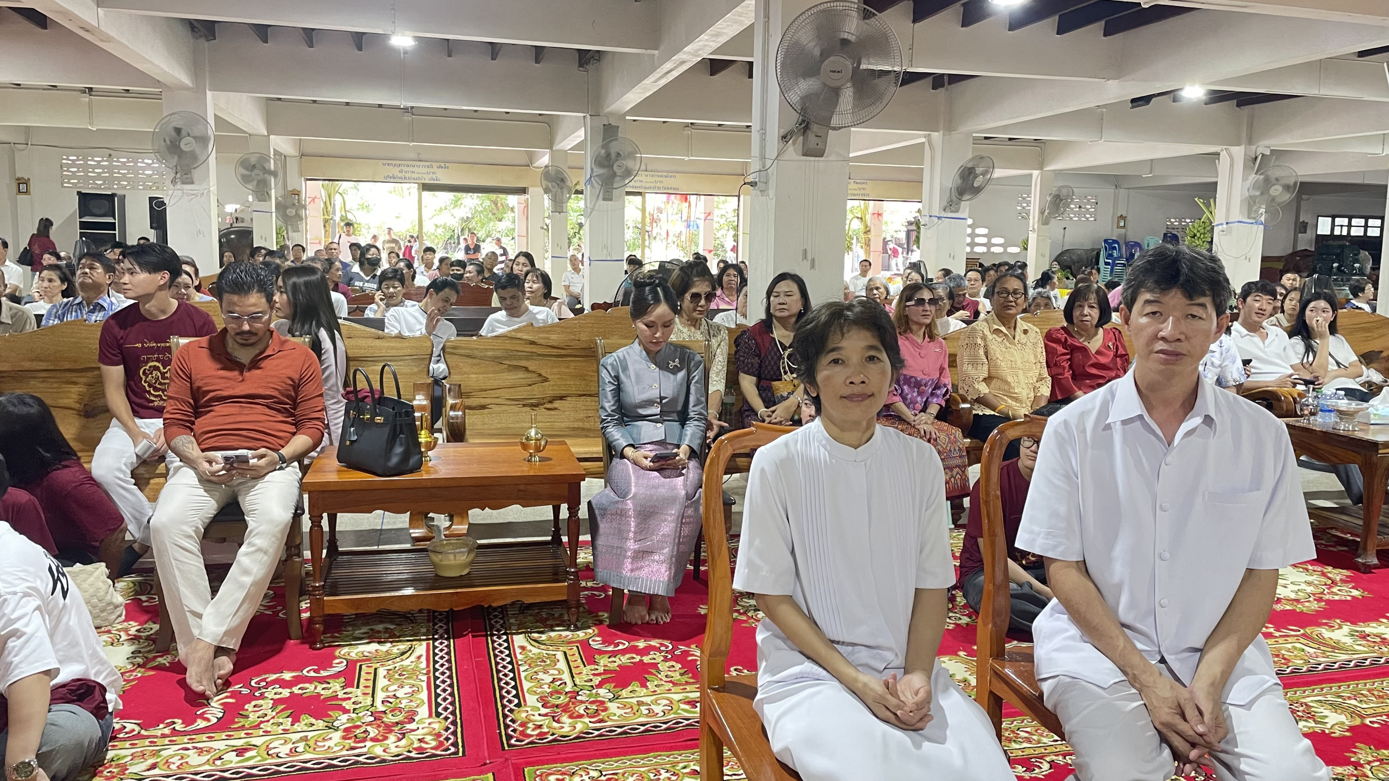 ภาพร่วมพิธีกรรมวัดหนองทราย
