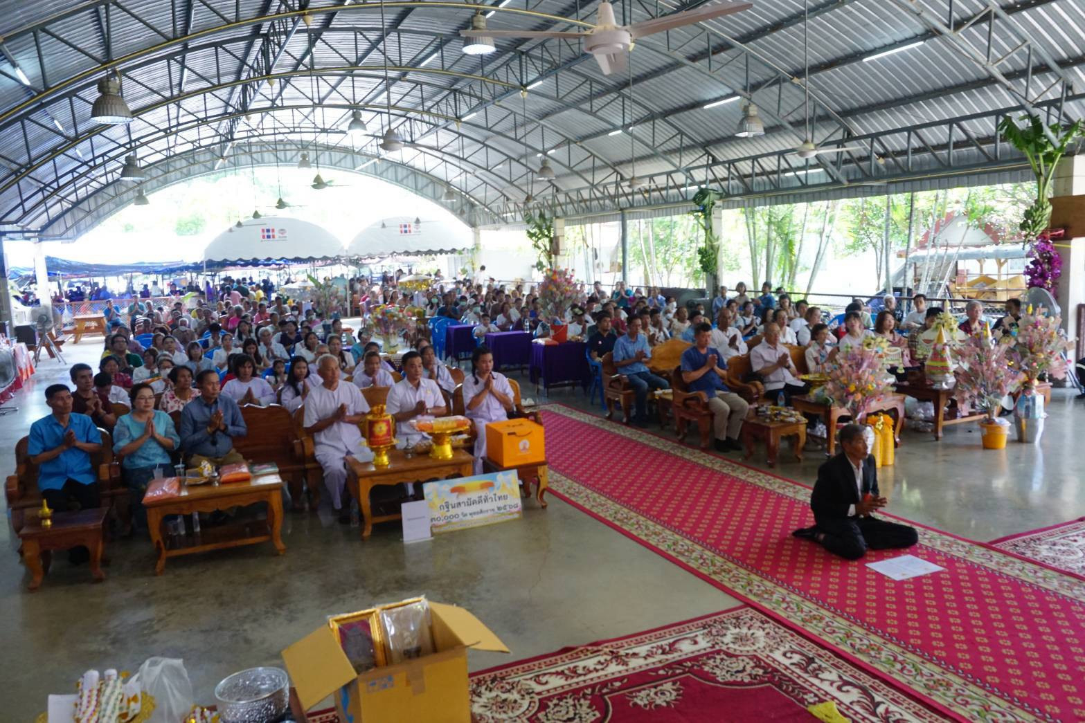 ภาพร่วมพิธีกรรมวัดพรสวรรค์