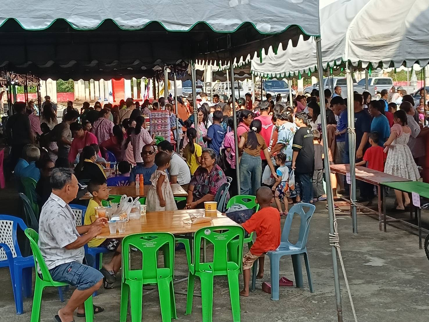 ภาพร่วมพิธีกรรมวัดท่าประชาสรรค์