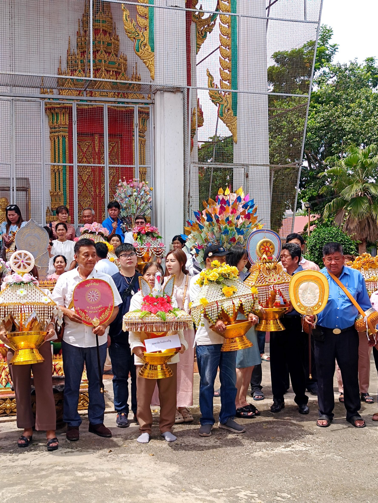 ภาพร่วมพิธีกรรมวัดทุ่งแฝก