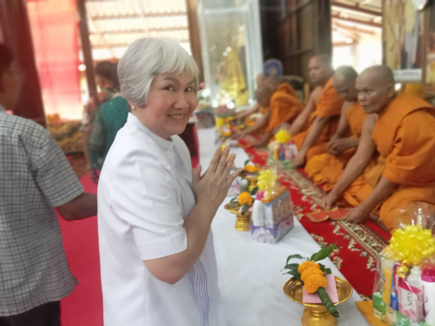 ภาพร่วมพิธีกรรมวัดบรรไดทอง