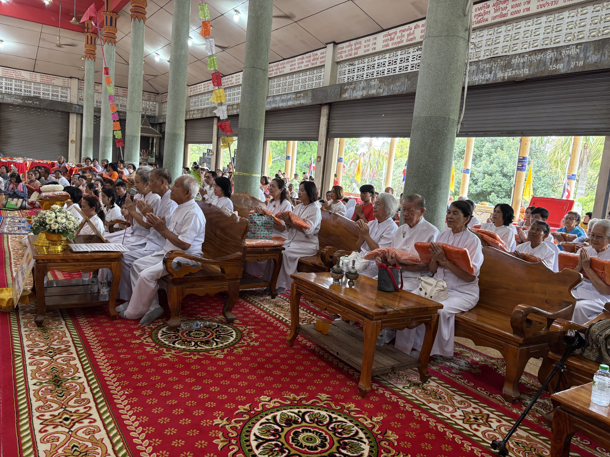 ภาพร่วมพิธีกรรมวัดบางขวาก