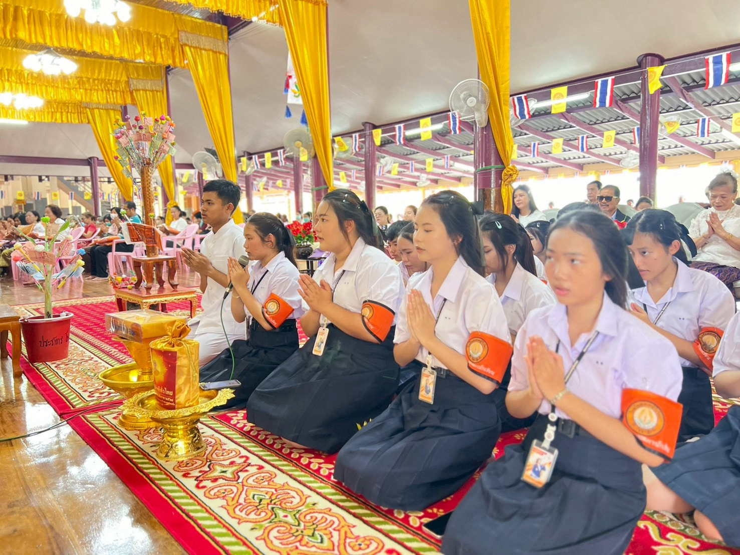 ภาพร่วมพิธีกรรมวัดบ่อหว้า
