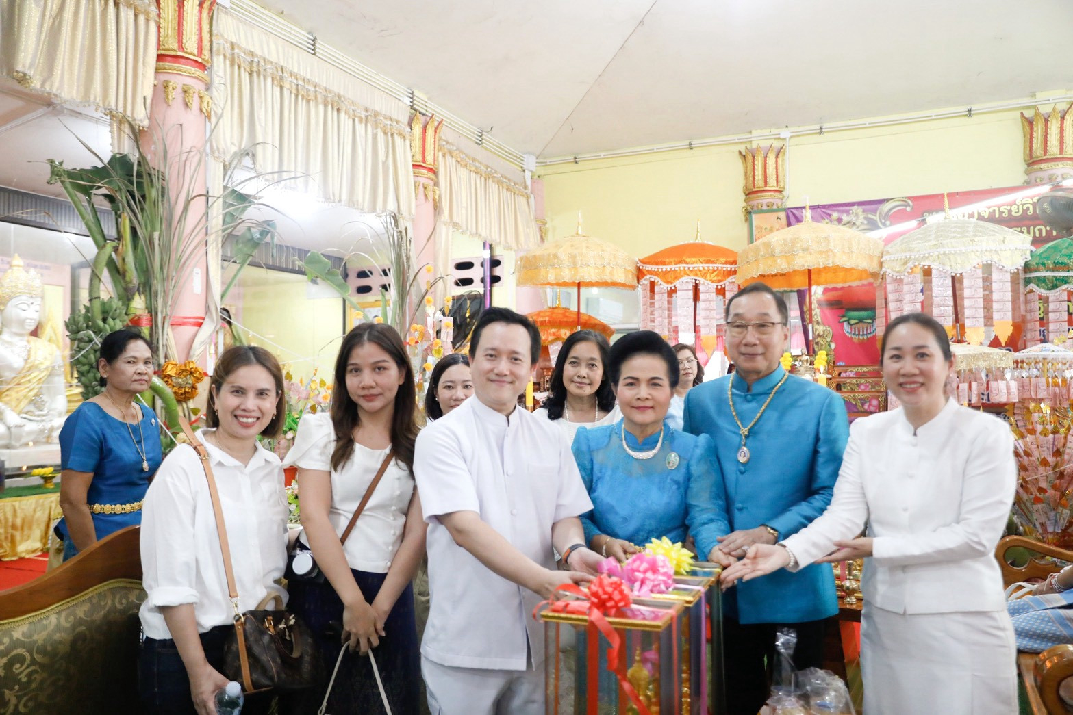 ภาพร่วมพิธีกรรมวัดใหม่คูเมือง
